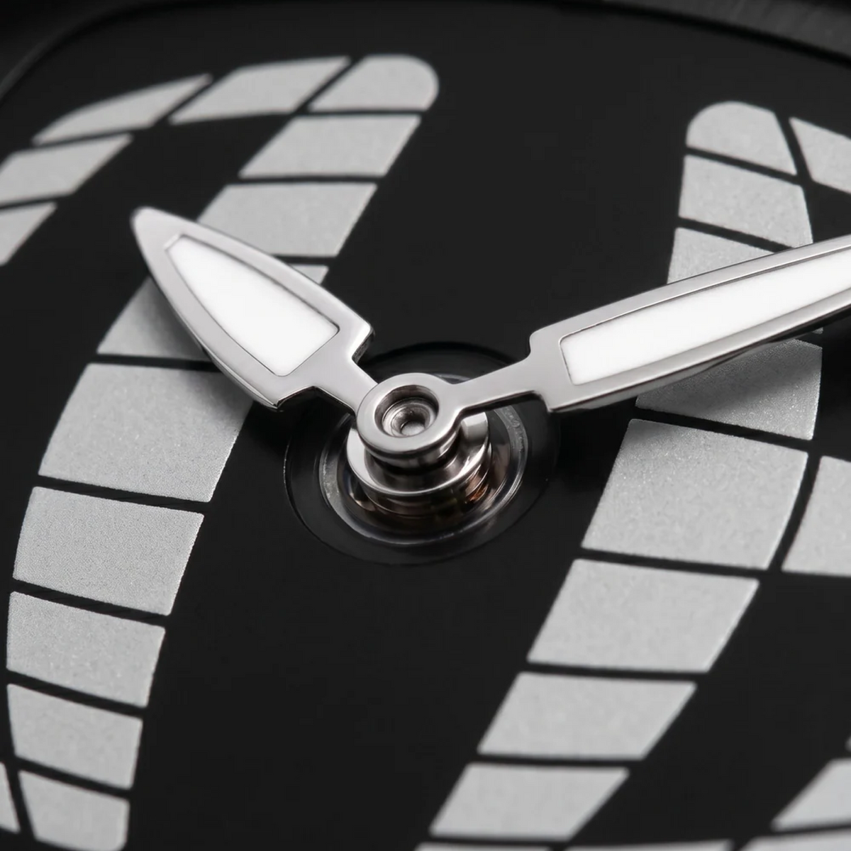 Graphic Signal Carbon 001